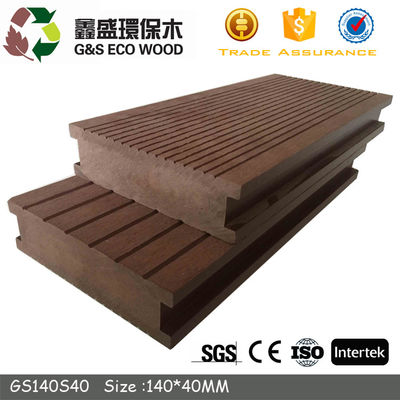 146 X 31mm Ván sàn đặc WPC 150 X 25mm Tấm nhựa tổng hợp bằng gỗ sân thượng